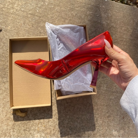 Steve Madden Salza Metallic Pump - Picture 8 of 12